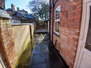 Photo 10- click for photo gallery